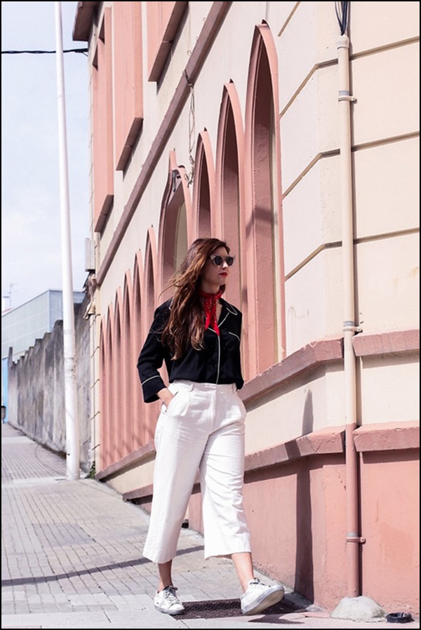  Với chiều cao và thân hình chuẩn mực, bạn có thể tự tin phối sơ mi Pijama với quần culottes ngắn sẽ đem lại cho bạn dáng vẻ cực sang chảnh  