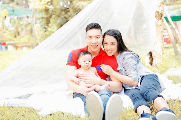 Gia đình của Quốc Nghiệp - Ngọc Mai và bé Hùng Tâm  