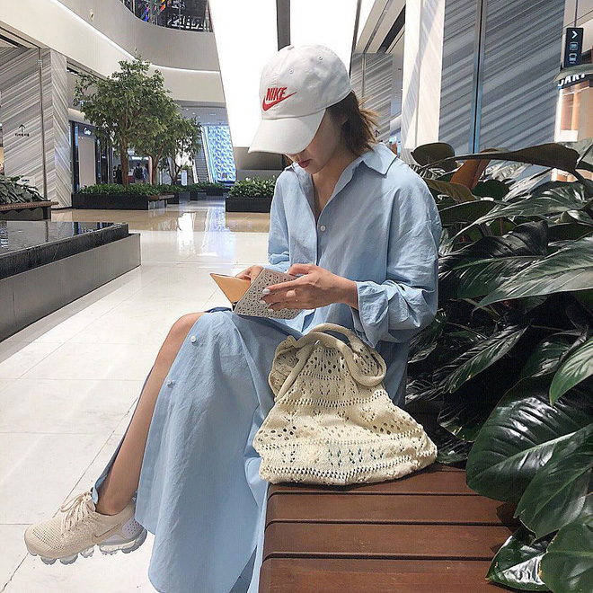 Nhưng cũng có những biến tấu vô cùng trẻ trung, ngọt ngào cho những cuộc hẹn hò hay gặp gỡ bạn bè.    