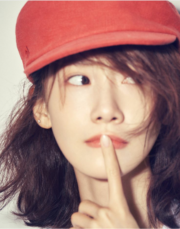 Gương mặt nhỏ nhắn cùng những đường nét hoàn hảo.    