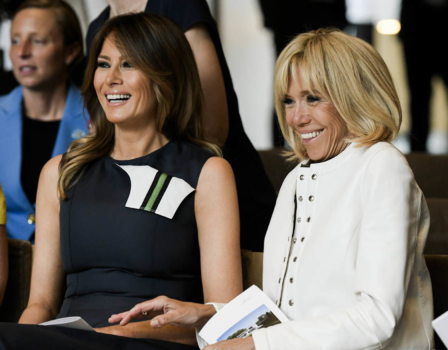 Phong cách cá nhân của Melania Trump và Brigitte Macron đi theo hai trường phái đối lập    