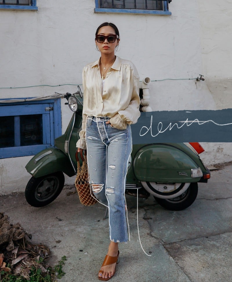  Chiếc áo với chất liệu satin trơn mát, màu sáng nhã nhặn sẽ khiến chiếc quần denim của bạn nổi bật hẳn lên.