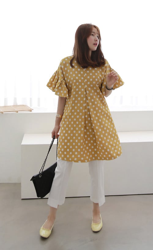 Họa tiết chấm bi ảnh hưởng từ phong cách retro tiếp tục được yêu thích ở mùa hè 2018.    