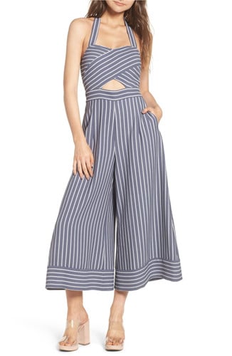 Jumpsuit là Shbet999 com đăng nhập áo liền quần có ưu điểm nổi bật là tiện dụng, thoải mái và mặc được trong với nhiều hoàn cảnh.  