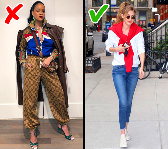 Những bộ đồ đồng màu năm nay đã bị lỗi mốt. Thay vào đó, quần jeans và áo phông lại trở thành mẫu thời trang thịnh hành.  
