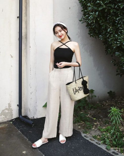 Đừng nghĩ tối giản là phải tạm biệt các món đồ màu sắc    