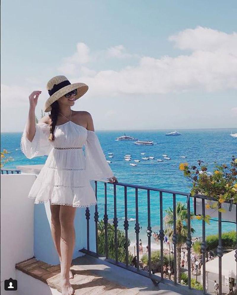 Mặc đồ hiệu đắt đỏ, thưởng thức những không gian sang chảnh trên thế giới, Thảo Tiên đích thị là tiểu thư số 1 Việt Nam.    