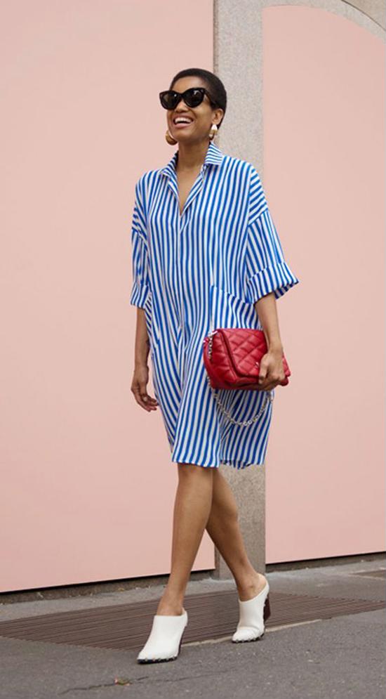 Ngoài váy đơn sắc, các kiểu vải in hoạ tiết kẻ sọc trẻ trung cũng được nhiều fashionista thế giới yêu thích ở mùa mốt năm nay.    
