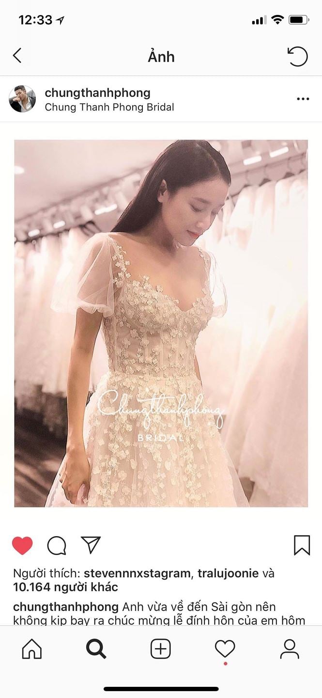 Trước đó Chung Thanh Phong cũng chính là người thực hiện váy đính hôn cho Nhã Phương .  