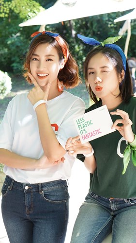 Tham dự sự kiện còn có ca sĩ Phương Ly.    