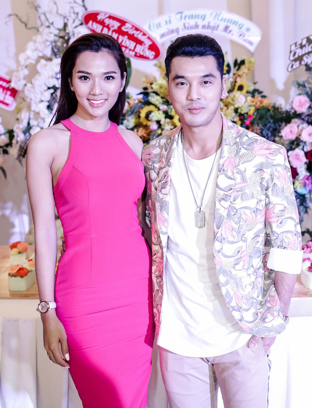 Vợ chồng Ưng Hoàng Phúc và Kim Cương  