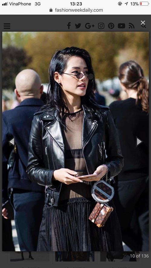 Tất cả những outfit Khánh Linh mặc trong xuyên suốt chuyến đi đều do chính cô lên đồ, kết hợp.    