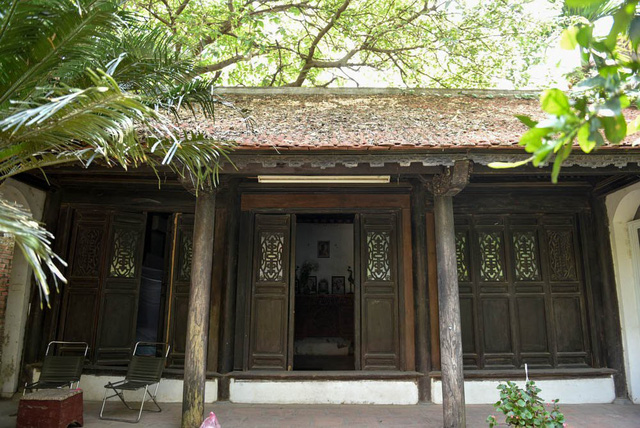 Vị đạo diễn trải lòng, giữa dòng chảy xã hội ồn ào, ông muốn tìm một góc an yên cho mình, ông “ẩn vào những điều giản dị, ẩn vào lối sống bình tĩnh hơn, lặng lẽ hơn”.  