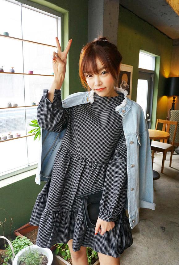 Đặc biệt là những thiết kế có độ phồng nơi phần eo.    