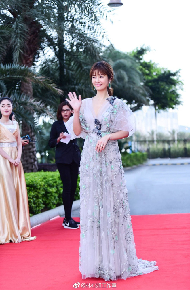 0 anh bia quynh anh1