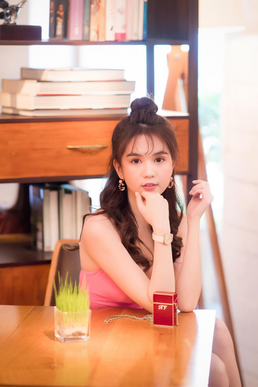 Ngọc Trinh mới đây nhất khoe bộ ảnh 