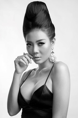 Nữ diễn viên không ngần ngại theo đuổi phong cách bốc lửa bởi cô sở hữu gương mặt nét, các số đo Sh88bet đăng ký miễn phí nóng bỏng.  