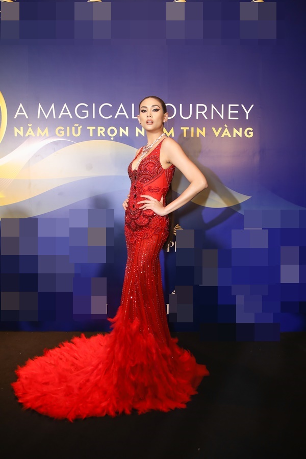 Võ Hoàng Yến 