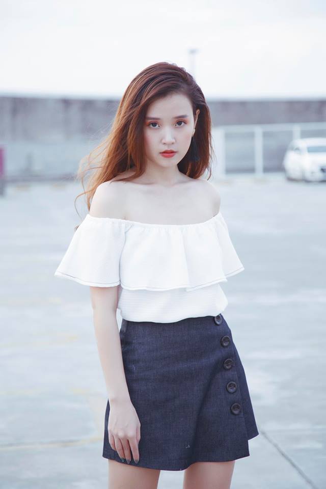 Thời gian gần đây dường như cô nàng không còn chuộng phong cách 
