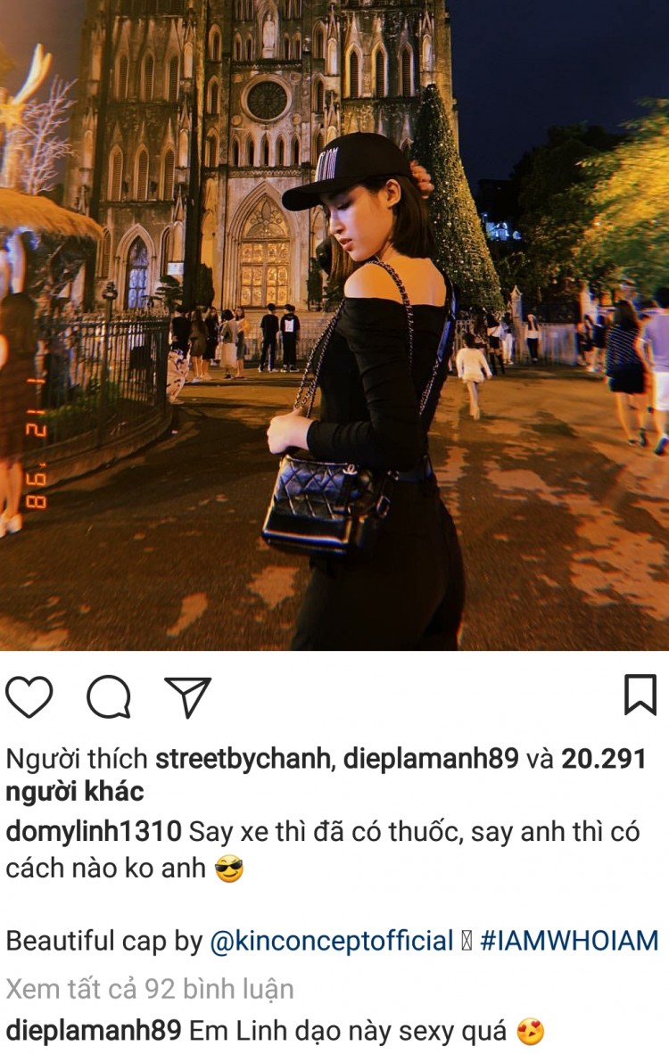 Nhưng điều mà khán giả chú ý nhất lại chính là dòng caption cực “thả thính”: “Say xe thì đã có thuốc, say anh thì có cách nào không anh”. Phía dưới bức ảnh, “hot mom” Diệp Lâm Anh cũng để lại bình luận cho hình tượng gợi cảm này của cô nàng.  