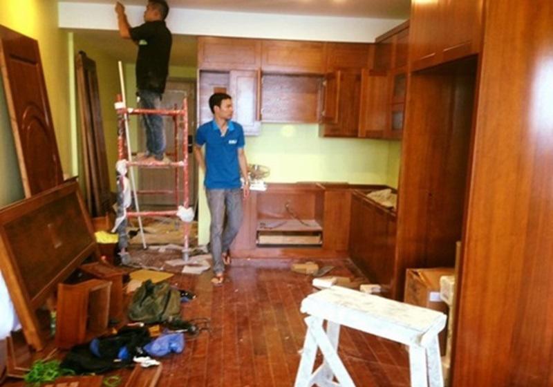 Lúc này căn hộ mới của vợ nghệ sĩ vẫn ngổn ngang các vật liệu, nhưng không khó để nhận ra nó được chăm chút kĩ càng, dù diện tích không lớn nhưng thiết kế khá thông minh và tiện nghi.    