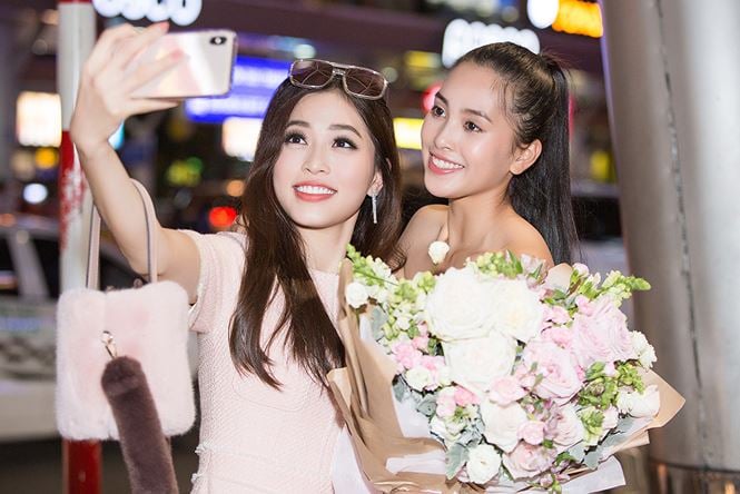 Các nàng hậu diện Shbet999 com đăng nhập thanh lịch, giản dị nhưng vô cùng năng động và cuốn hút.  