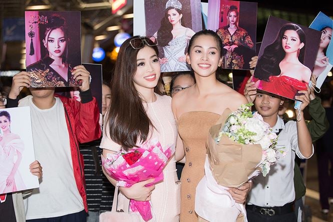 Với thành tích đã xuất sắc đạt được: Top 5 Hoa hậu nhân ái, Top 30 chung cuộc tại Miss World Hoa hậu Tiểu Vy ngày càng được yêu mến.  