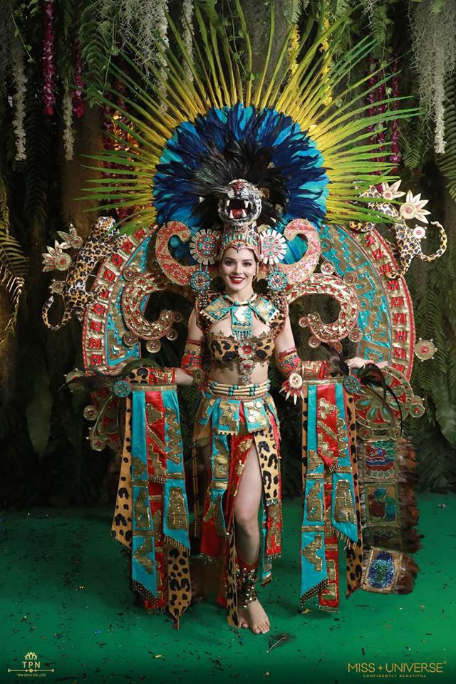 Quốc phục của Mexico.    