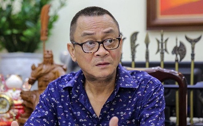 Dáng vẻ gầy gò trông thấy của NSND Anh Tú thời gian gần đây.    