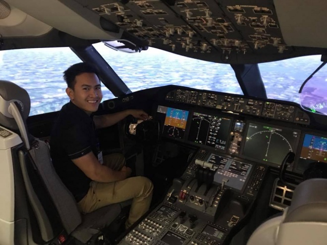 Thành Vinh đã được chọn khi ứng tuyển làm kỹ sư của hãng hàng không nổi tiếng American Airlines.    