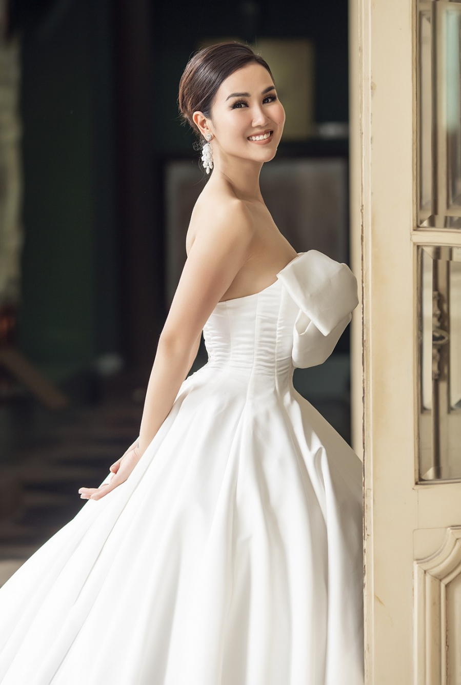 Võ Hạ Trâm tâm sự, cả hai có khoảng thời gian tìm hiểu khá lâu trước khi quyết định cùng nhau xây dựng tổ ấm.    