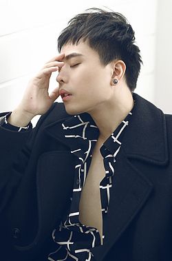 Trịnh Thăng Bình thường im lặng khi nhắc đến chuyện tình cảm sau khi chia tay Yến Nhi.