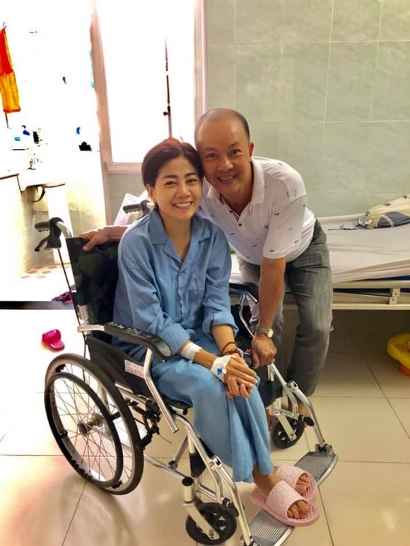 Trước đó, những hình ảnh tiều tụy của Lê Bình khiến người hâm mộ xót xa.    