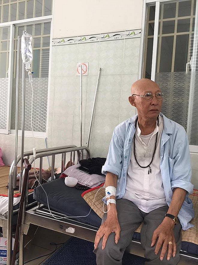 Trước đó, những hình ảnh tiều tụy của Lê Bình khiến người hâm mộ xót xa.    