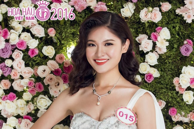 Thùy Dung đăng quang Á hậu Việt Nam 2018.