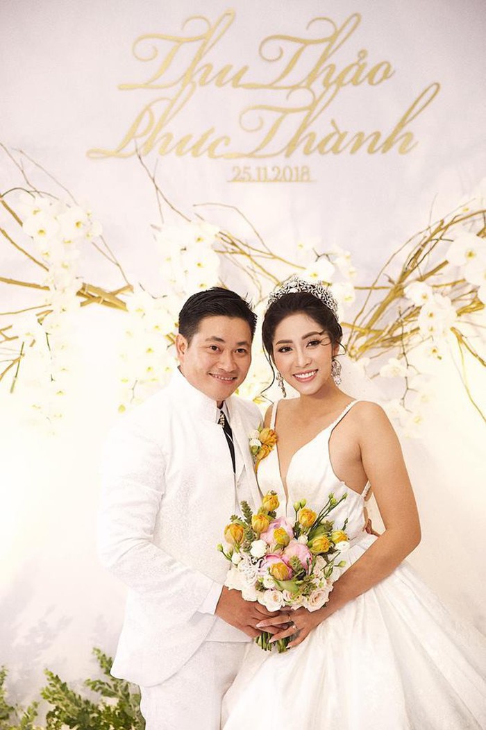 Thu Thảo chia sẻ sau khi kết hôn sẽ dành phần lớn thời gian chăm sóc Shbet111 slot, casino, thể thao, xổ số và sinh em bé. Cô cũng chuẩn bị cho kế hoạch kinh doanh.    