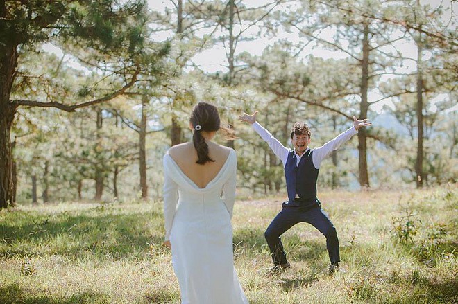 Đinh Tiến Đạt chia sẻ 1 số ảnh cưới vô cùng vui nhộn, lãng mạn.