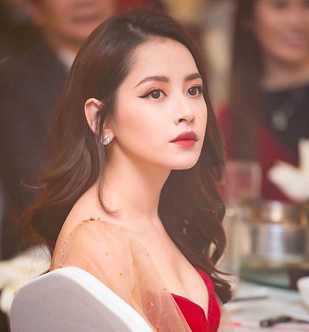 Chi Pu đang theo đuổi hình ảnh quyến rũ, gợi cảm.    