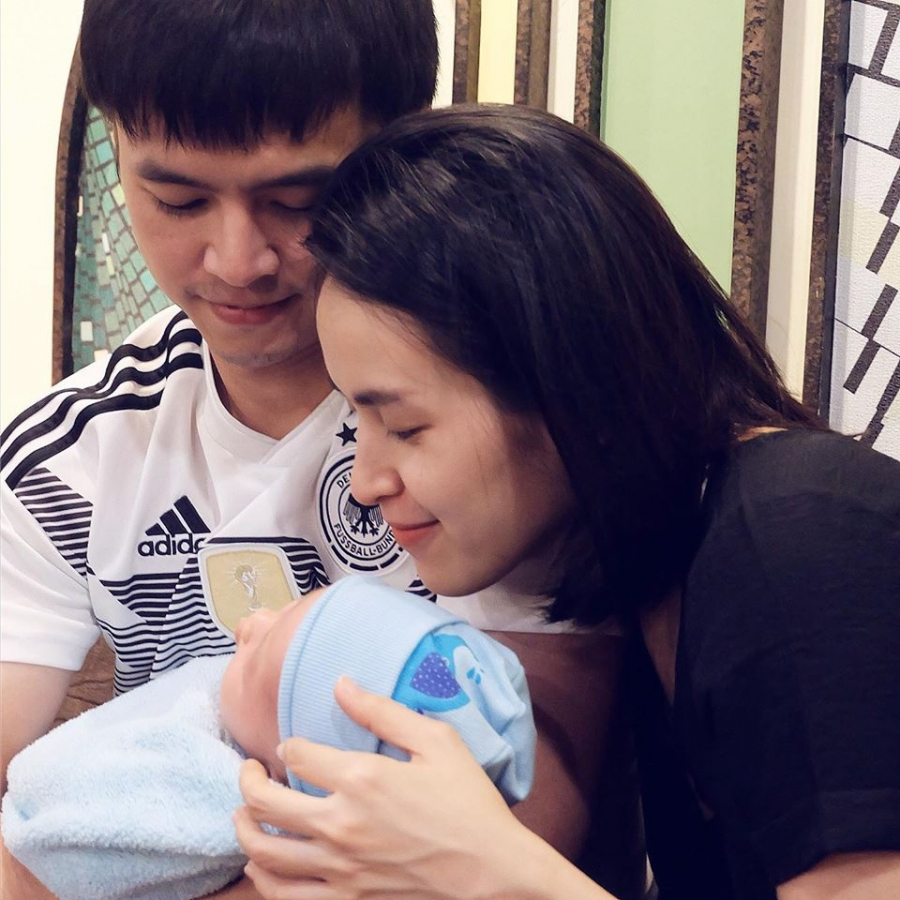 Văn Anh - Tú Vi cùng vừa chào đón con đầu lòng trong năm 2018.