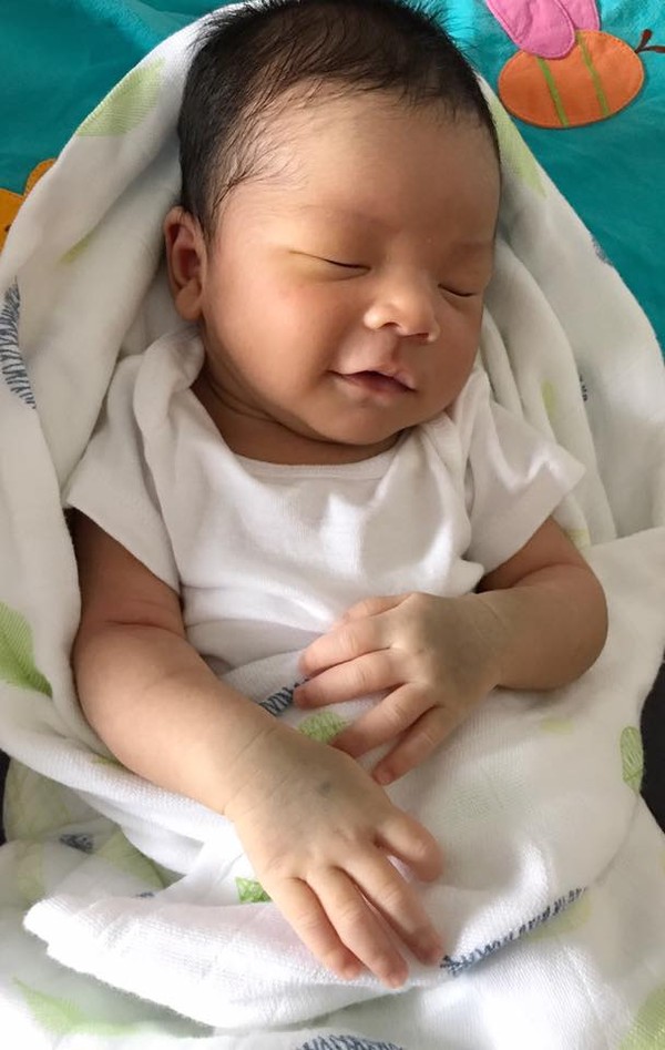 Hình ảnh đáng yêu của con trai ca sĩ Hải Băng.