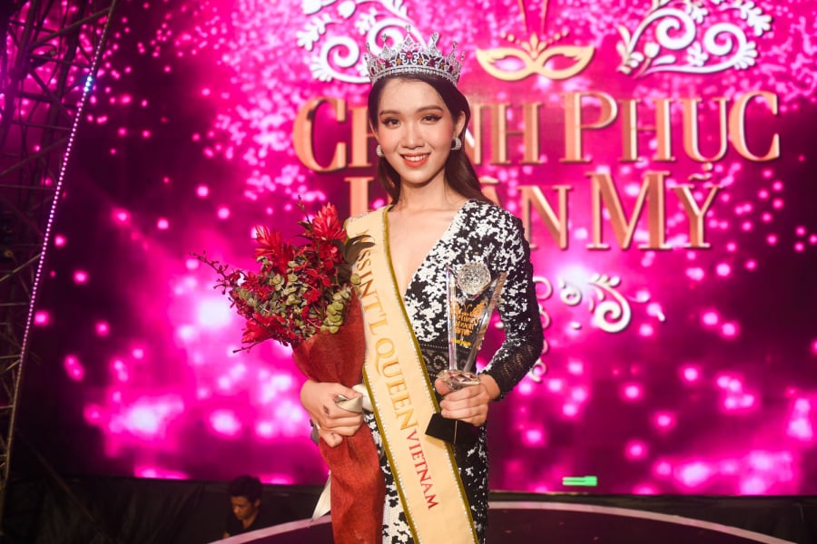 Cận cảnh nhan sắc xinh đẹp của cô nàng Nhật Hà.