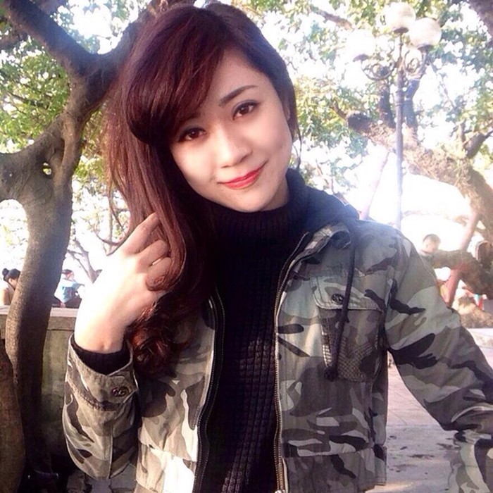 Chỉ sau khi về chung một nhà, cặp đôi mới thường xuyên chia sẻ hình ảnh Shbet16 chơi game trực tuyến riêng tư với fan.    
