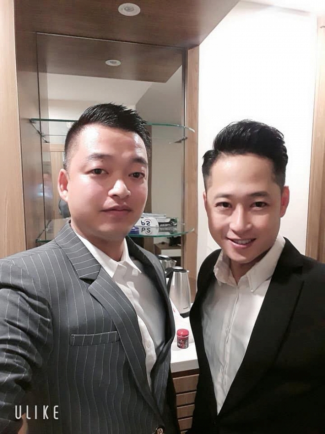Nhiều sao Việt tham dự Quatrian shbet hiện đang mở của nghệ sĩ Trung Hiếu.    