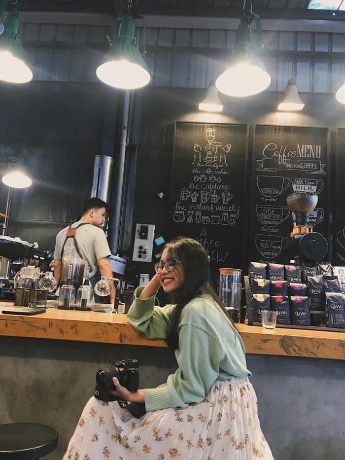 hương Mỹ Chi trở thành cái tên ca sĩ nhí được săn đón bậc nhất. Cô bạn tham gia nhiều show diễn và các chương trình truyền hình, kể cả lưu diễn nước ngoài. 