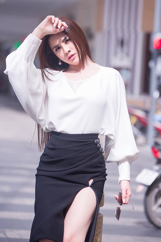 Thư Dung từng vướng nghi án là Á hậu bám dâm trong khách sạn.
