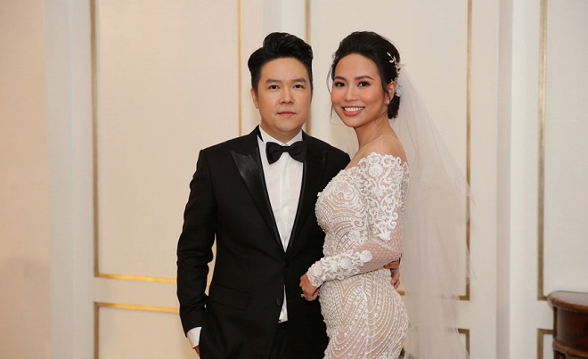 Không chỉ thành công trong sự nghiệp mà Lê Hiếu và Tuấn Hưng hiện tại đều có một mái  ấm hạnh phúc. Lê Hiếu mới tổ chức Quatrian shbet hiện đang mở với bà xã xinh đẹp vào giữa tháng 1/2019.
