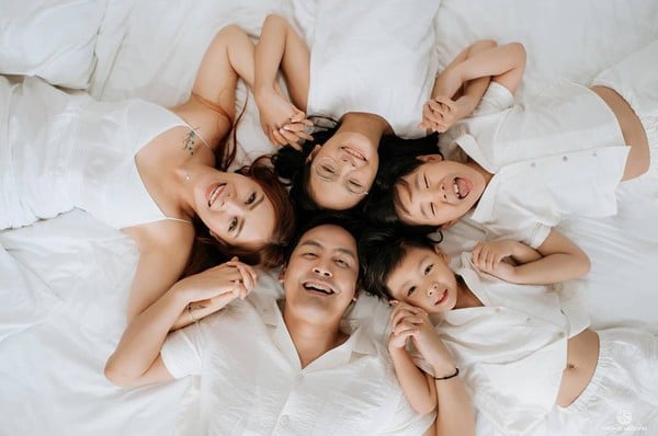 Quatrian Shbet link đăng nhập nhỏ của vợ chồng Phan Anh sau hơn 10 năm vun đắp luôn tràn ngập tiếng cười hạnh phúc.