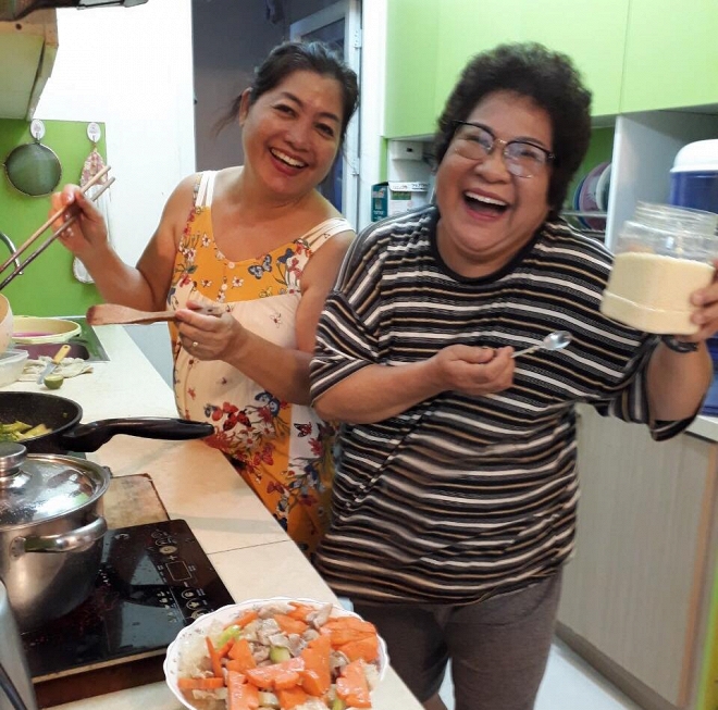 Sau tất cả, nghệ sĩ Minh Vượng vẫn giữ nụ cười rạng rỡ trên môi    