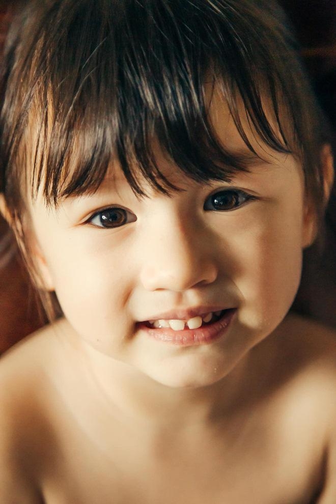 Ailani mang vẻ đẹp lai khi có 2 dòng máu Mỹ - Việt. 
