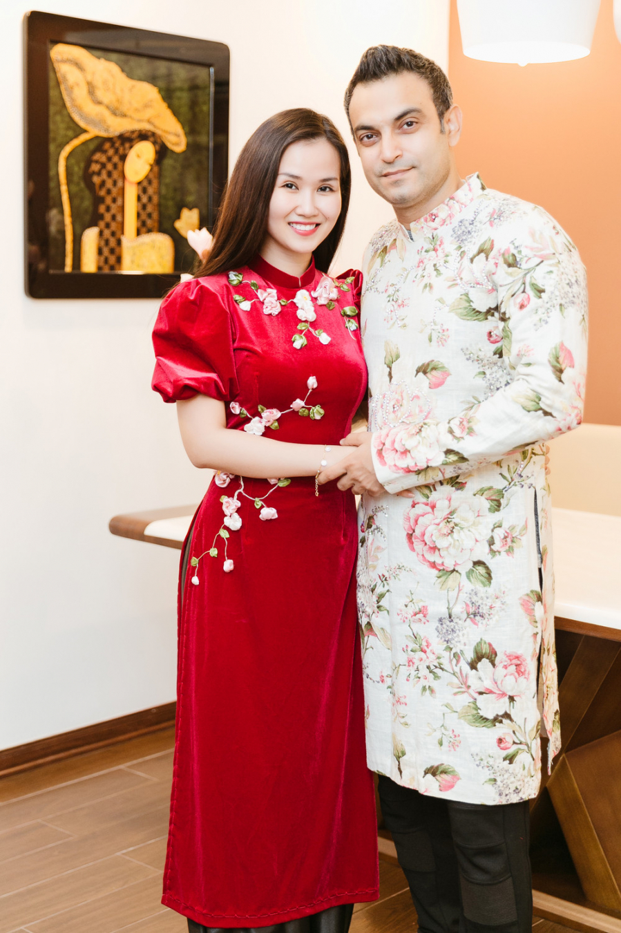 Sau nhiều chuyện không hay xảy ra ở các mối quan hệ tình cảm thì Võ Hạ Trâm xứng đáng có được hạnh phúc với cuộc hôn nhân cùng chồng người Ấn Độ.    